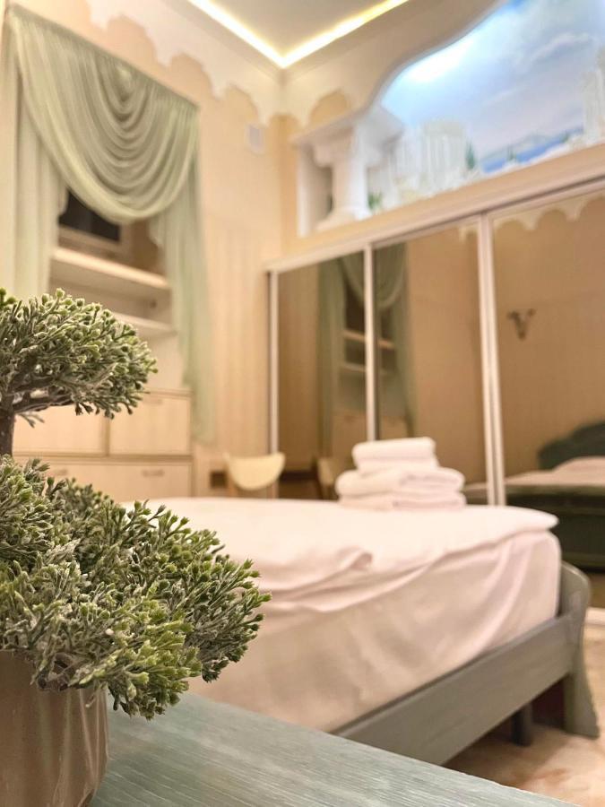 Апартаменты Great One Bed Right Near Opera House Киев Экстерьер фото